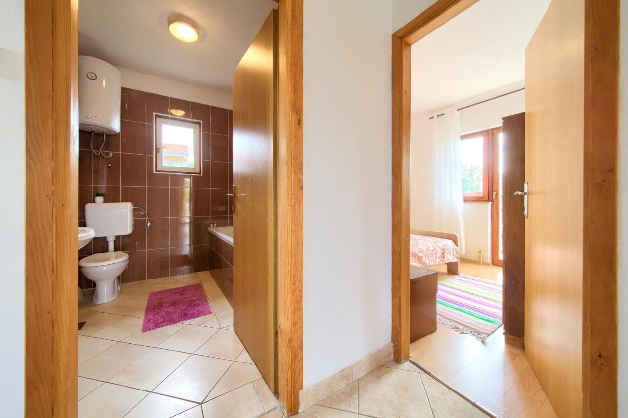Rasopasno Apartment With Terrace And Private Parking Exterior foto